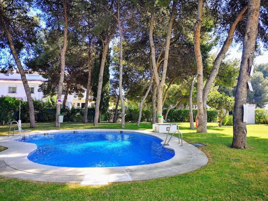 ¡Nuevo! Zona Tranquila Cerca De La Playa De La Carihuela Daire Torremolinos Dış mekan fotoğraf